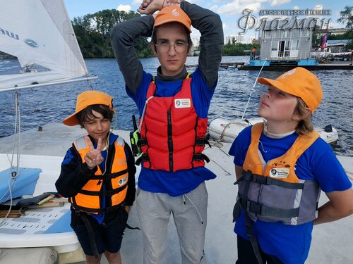 2022_07_22_150036 09Krechet TelminovD ArtimenkoV PetrushkaM